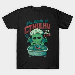 The Bath of Cthulhu - Funny Horror Monster Gift T-Shirt